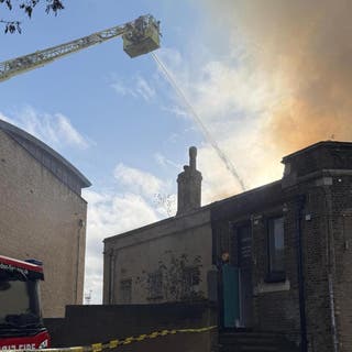 Fire near Euston station sparks major disruption to UK rail services ...