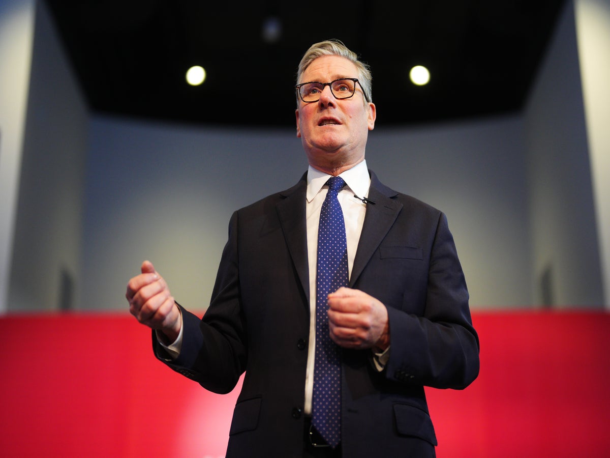 Starmer attacks Farage over 'botched' Brexit as he signals talks on EU  defence pact | The Independent