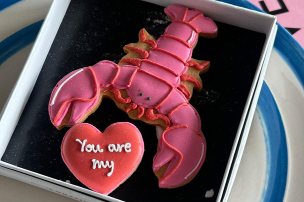 Biscuiteers lobster biscuit | best valentine's day hampers
