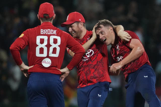 <p>Sam Curran (R) of England celebrates his Hat-trick wicket after dismiss Matheesha Pathirana</p>