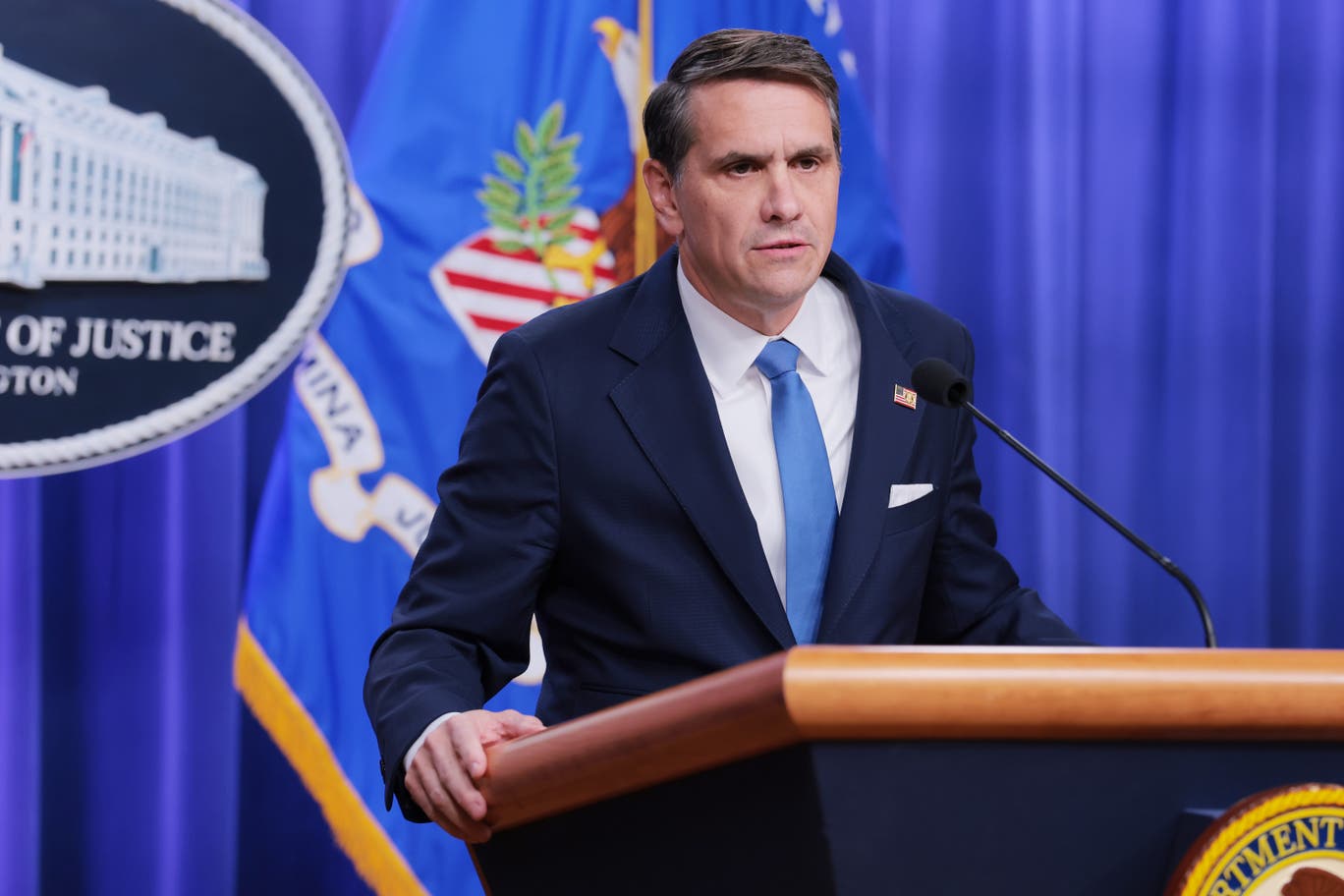 New footage obtained by The Independent shows the moment federal immigration agents sprayed gas at protesters following a tense altercation with Alex Pretti, where they tackled the intensive care nurse to the ground