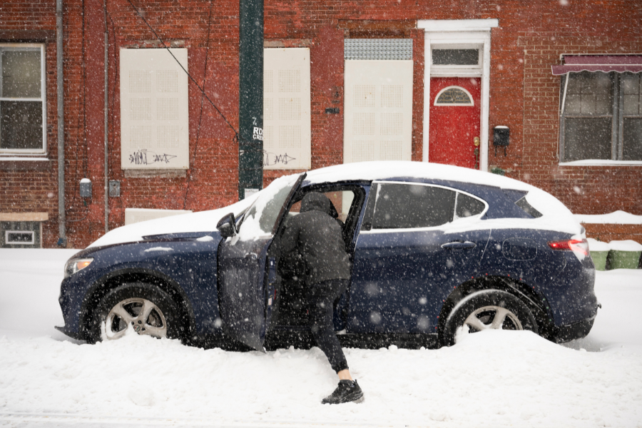 <p>Two men in Philadelphia reportedly set their weapons aside and fought fighting over a snow-cleared parking spot before a woman allegedly hit the one of them in the head with a gun</p>