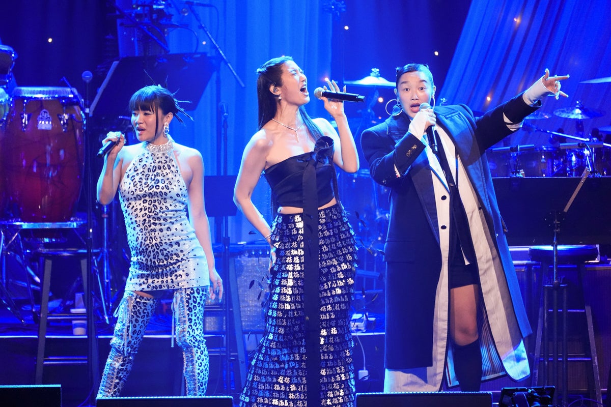 HUNTR/X, Art Garfunkel, Clipse and more light up pre-Grammy gala hosted by Clive Davis – UK Times