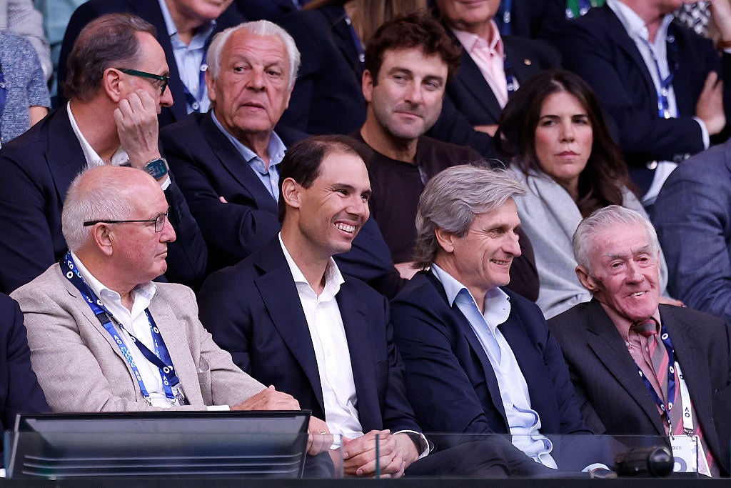 Nadal observó cómo Alcaraz conseguía su primer título del Abierto de Australia.