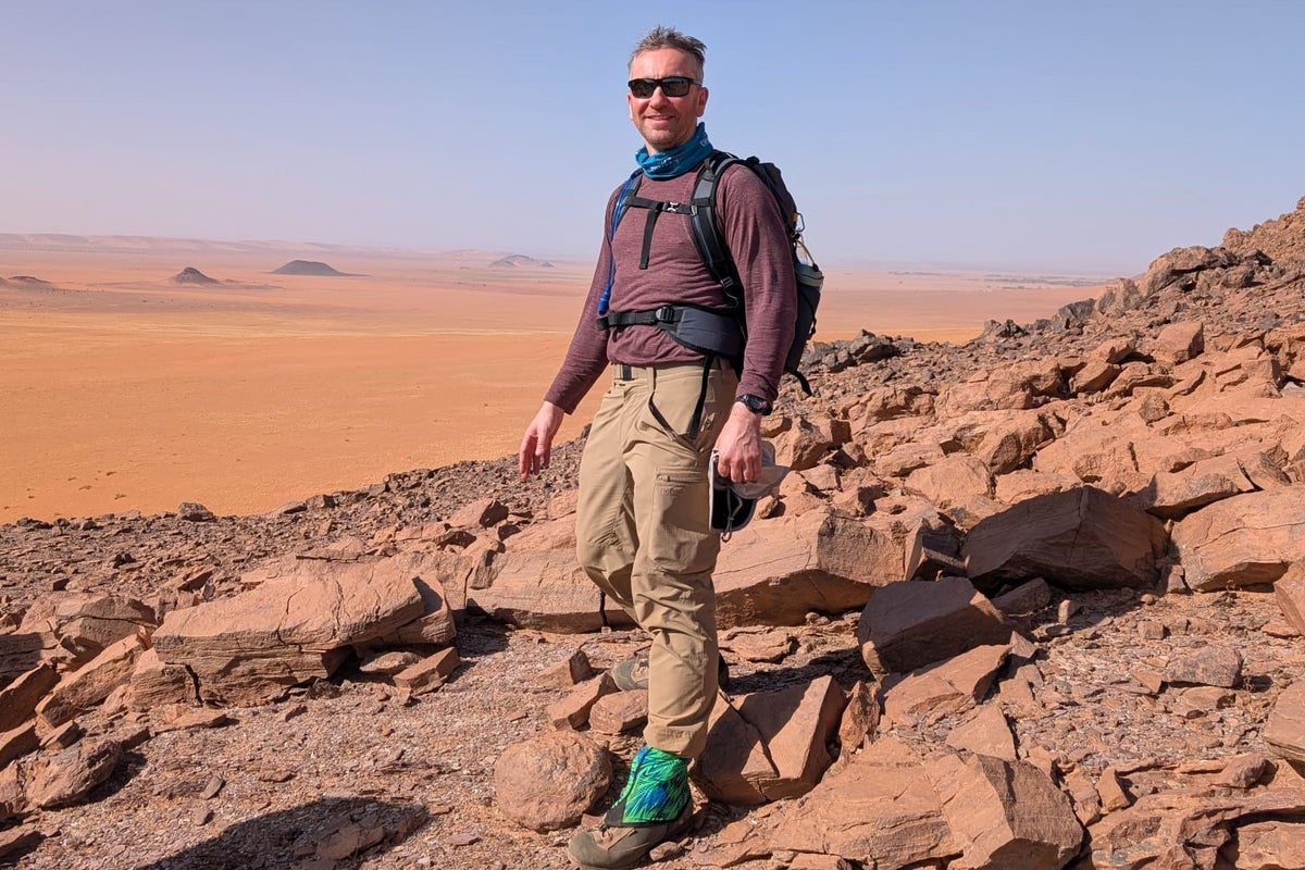 Bank worker who had life-saving heart transplant feels he can ‘do anything’ after 110km Sahara trek – UK Times Bank worker who had life-saving heart transplant feels he can ‘do anything’ after 110km Sahara trek – UK Times