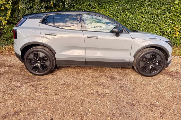 Volvo EX30 Cross Country