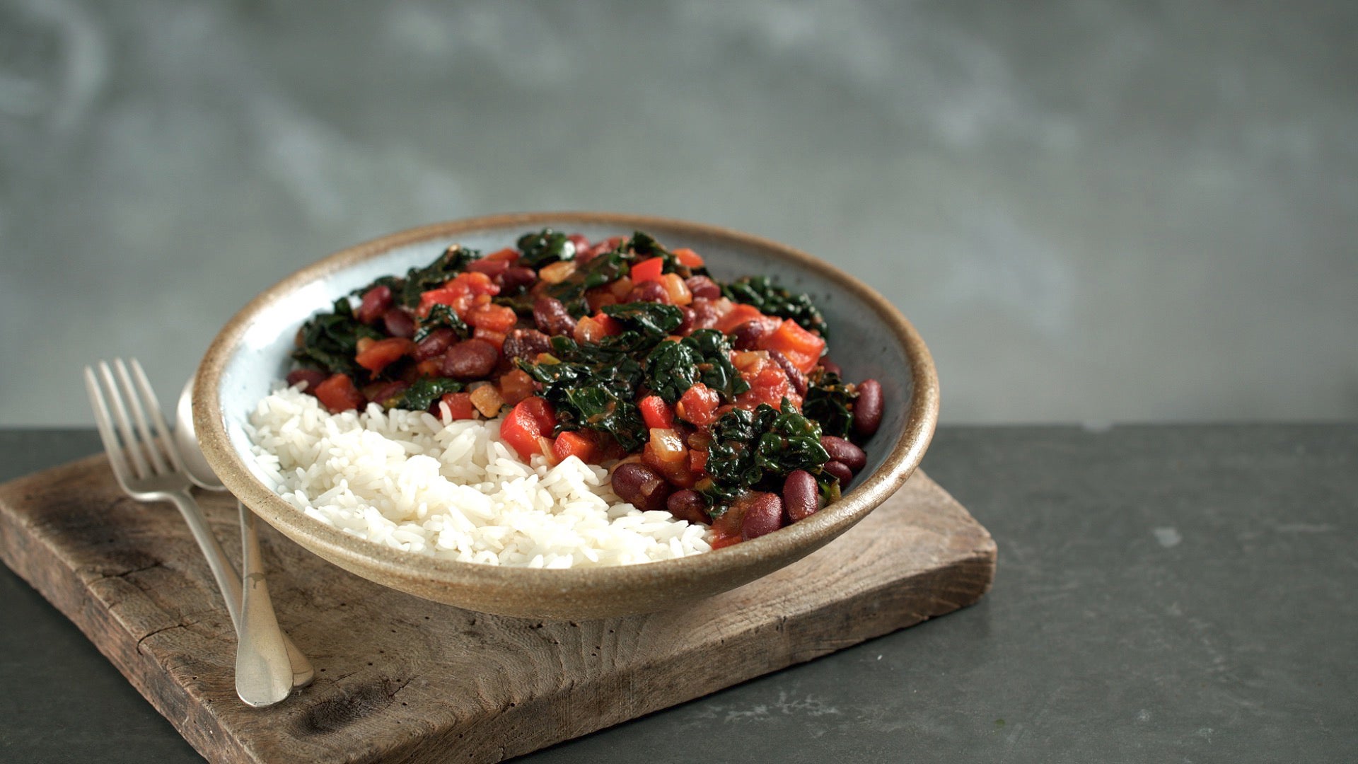 Proof that fibre doesn’t mean boring, with beans and greens adding bulk, flavour and staying power to a weeknight chilli