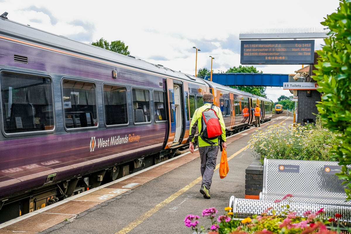 Rail operator strike to cause travel disruption for passengers – UK Times Rail operator strike to cause travel disruption for passengers – UK Times