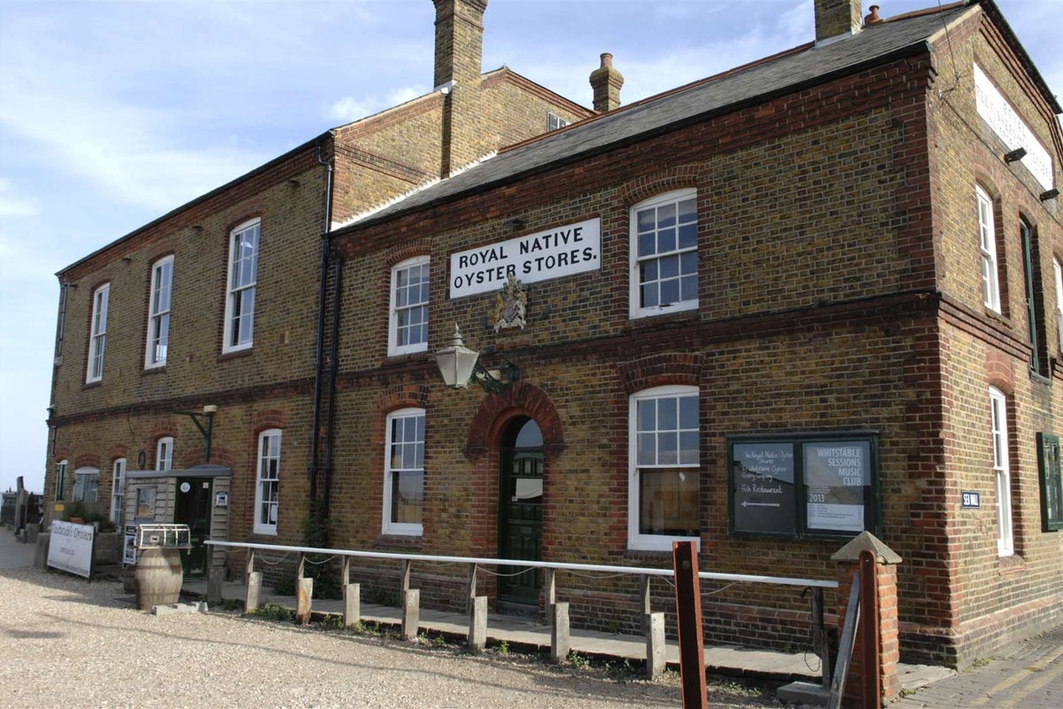 Michelin restaurant has hygiene rating slashed after ‘foul’ discovery Michelin restaurant has hygiene rating slashed after ‘foul’ discovery