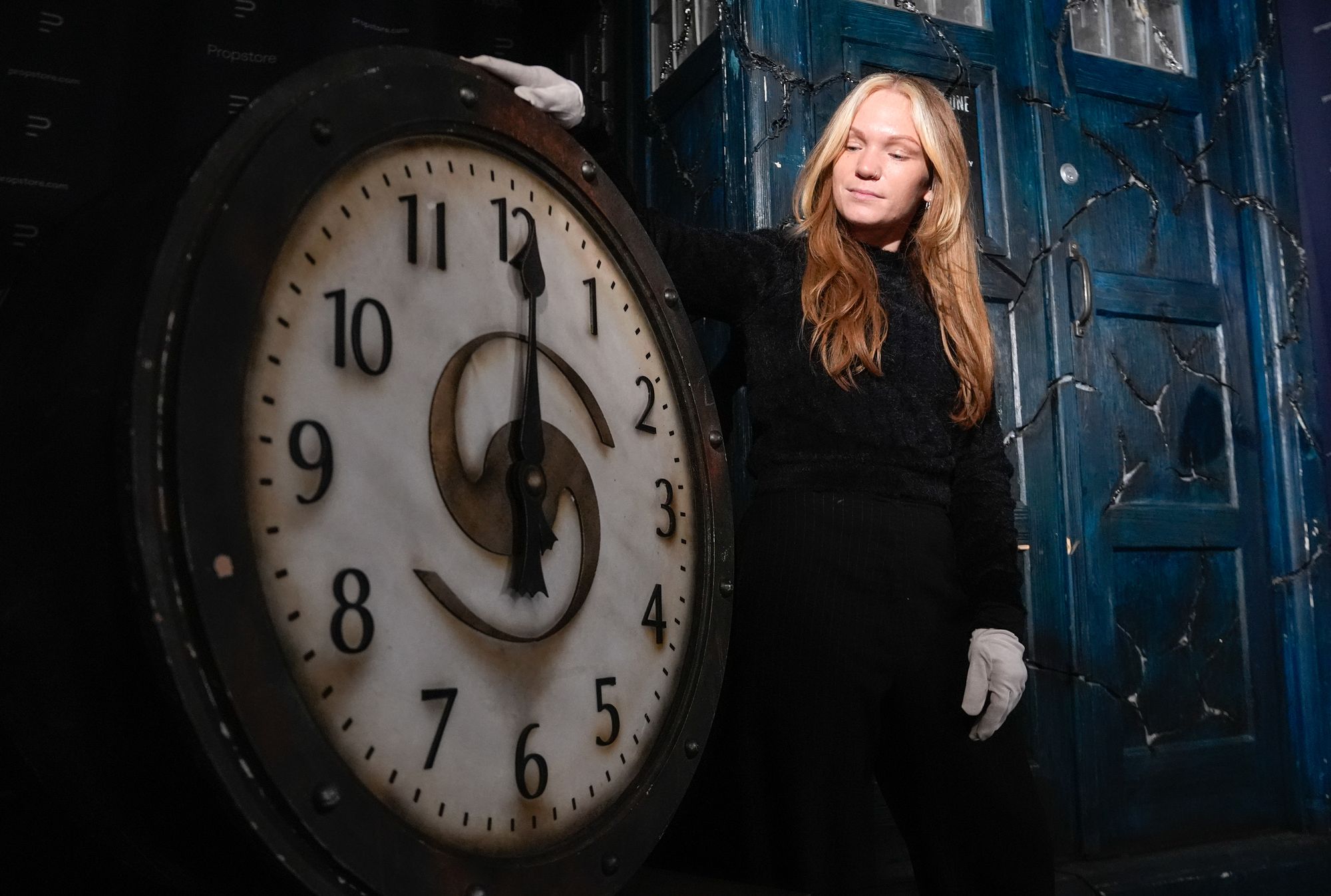 The Sardicktown clock from Doctor Who's 2010 Christmas special, 'A Christmas Carol', is part of a Doctor Who charity online auction in partnership with BBC Studios