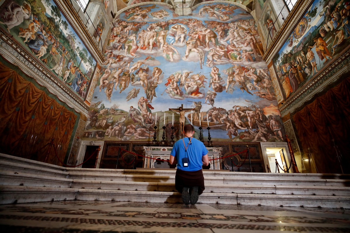 Michelangelos The Last Judgment fresco undergoes 3-month cleaning at Sistine Chapel