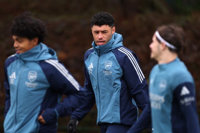 <p>Alex Oxlade-Chamberlain has been training with Arsenal as a free agent</p>