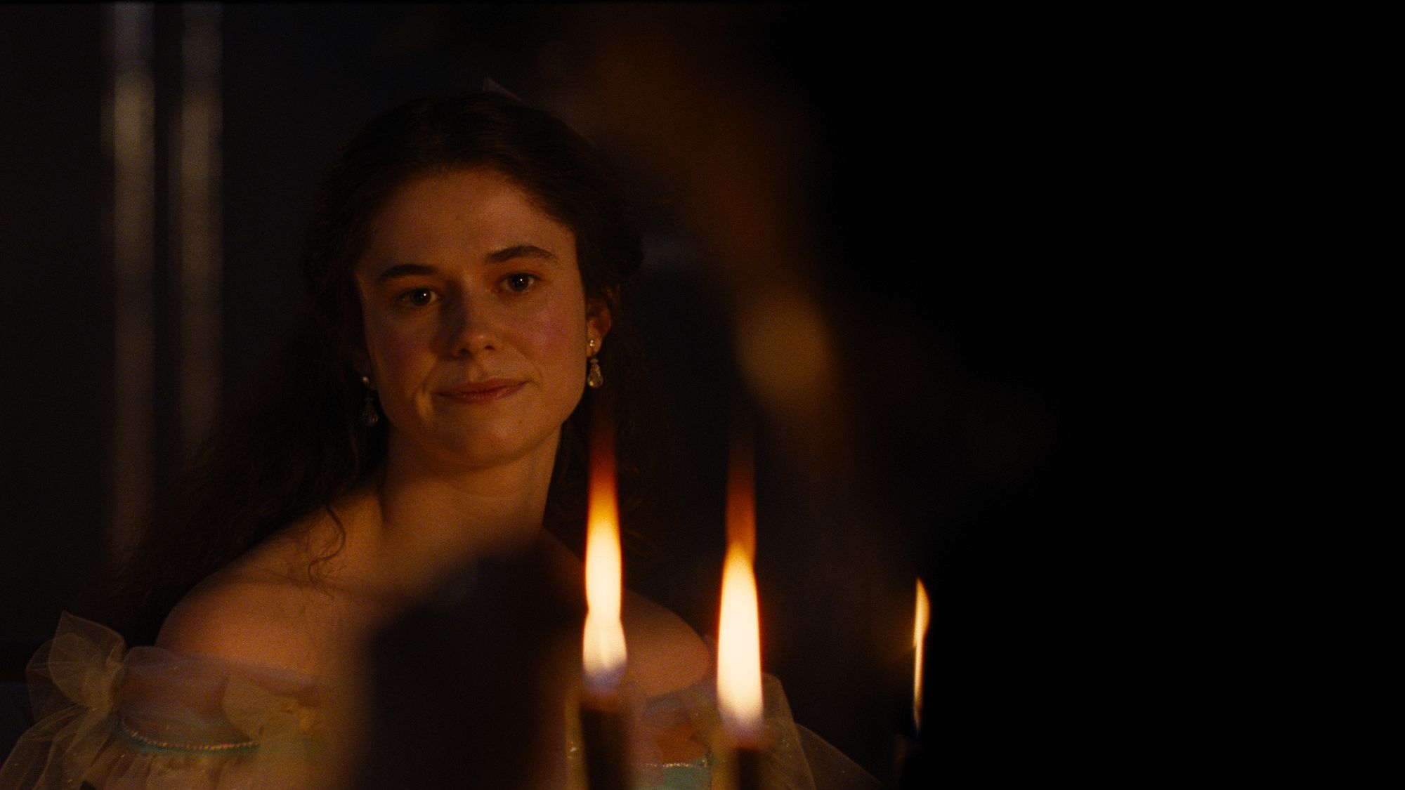 Isabella (played by Alison Oliver) in Wuthering Heights