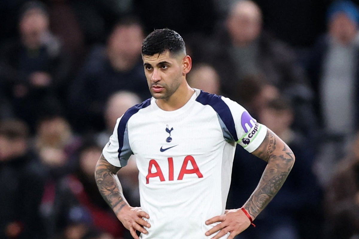 Cristian Romero hits out at ‘disgraceful’ Tottenham squad depth in apparent dig at hierarchy – UK Times Cristian Romero hits out at ‘disgraceful’ Tottenham squad depth in apparent dig at hierarchy – UK Times