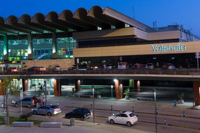 <p>Flight VY8351 from Valencia airport departed two hours and 10 minutes later than scheduled</p>