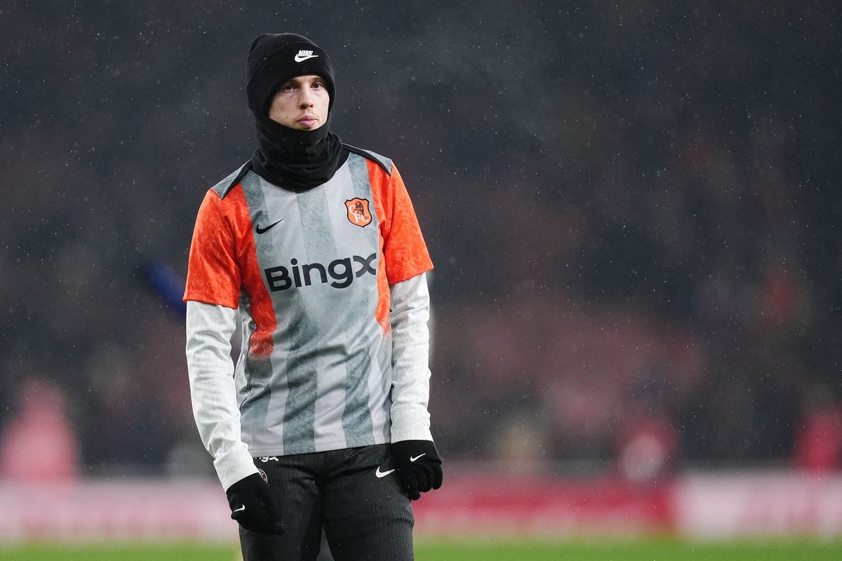 Arsenal vs Chelsea live: Gunners hold slim lead in fight to reach Carabao Cup final as Palmer and Garnacho benched