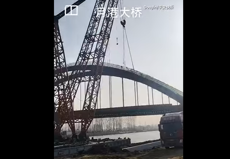 independent.co.uk - Stuti Mishra - Five dead after under-construction railway bridge collapses in China