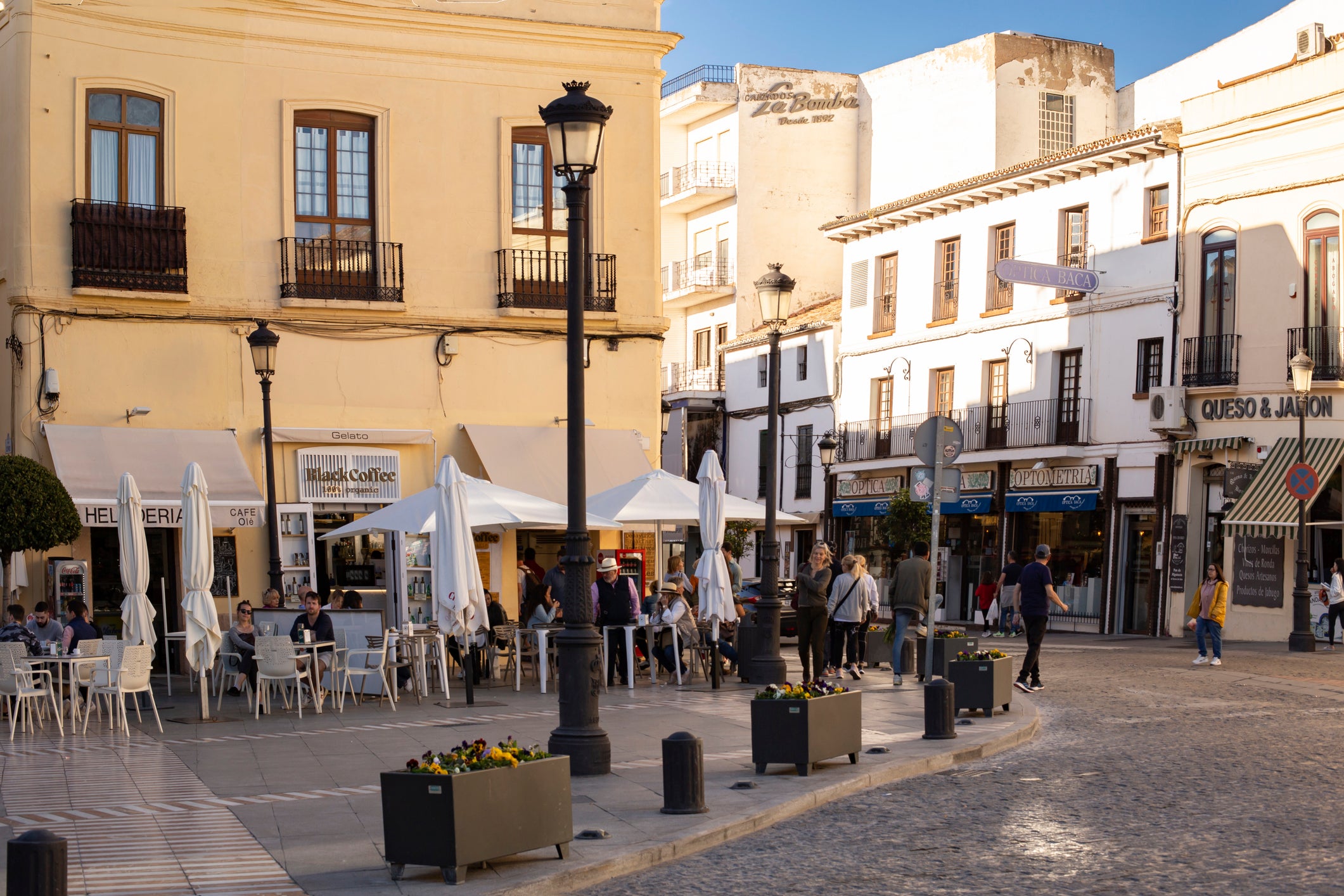 El Mercadillo boasts fantastic restaurants and wine bars
