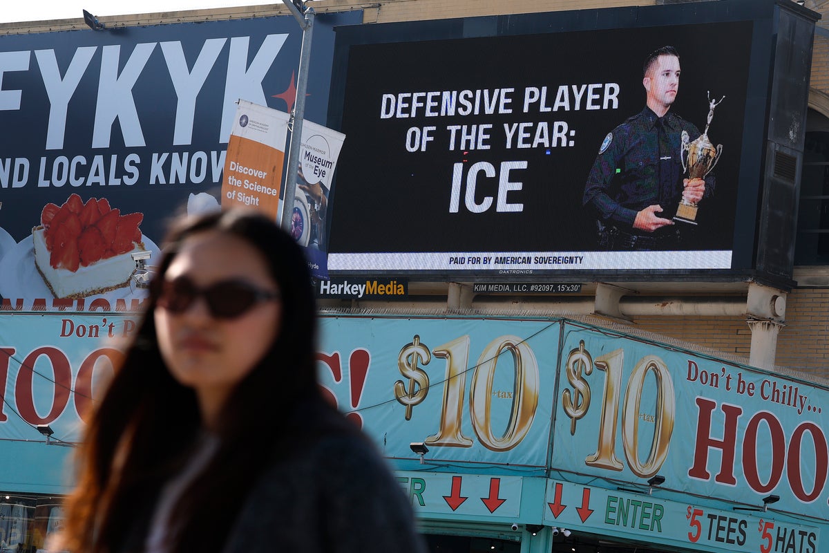 Billboard with pro-ICE messages appears near the site of Super Bowl LX Billboard with pro-ICE messages appears near the site of Super Bowl LX