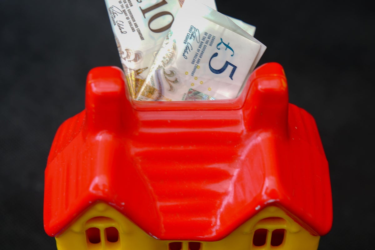 ‘Slaughter’ of savings rates will sadden hard-pressed households, expert warns