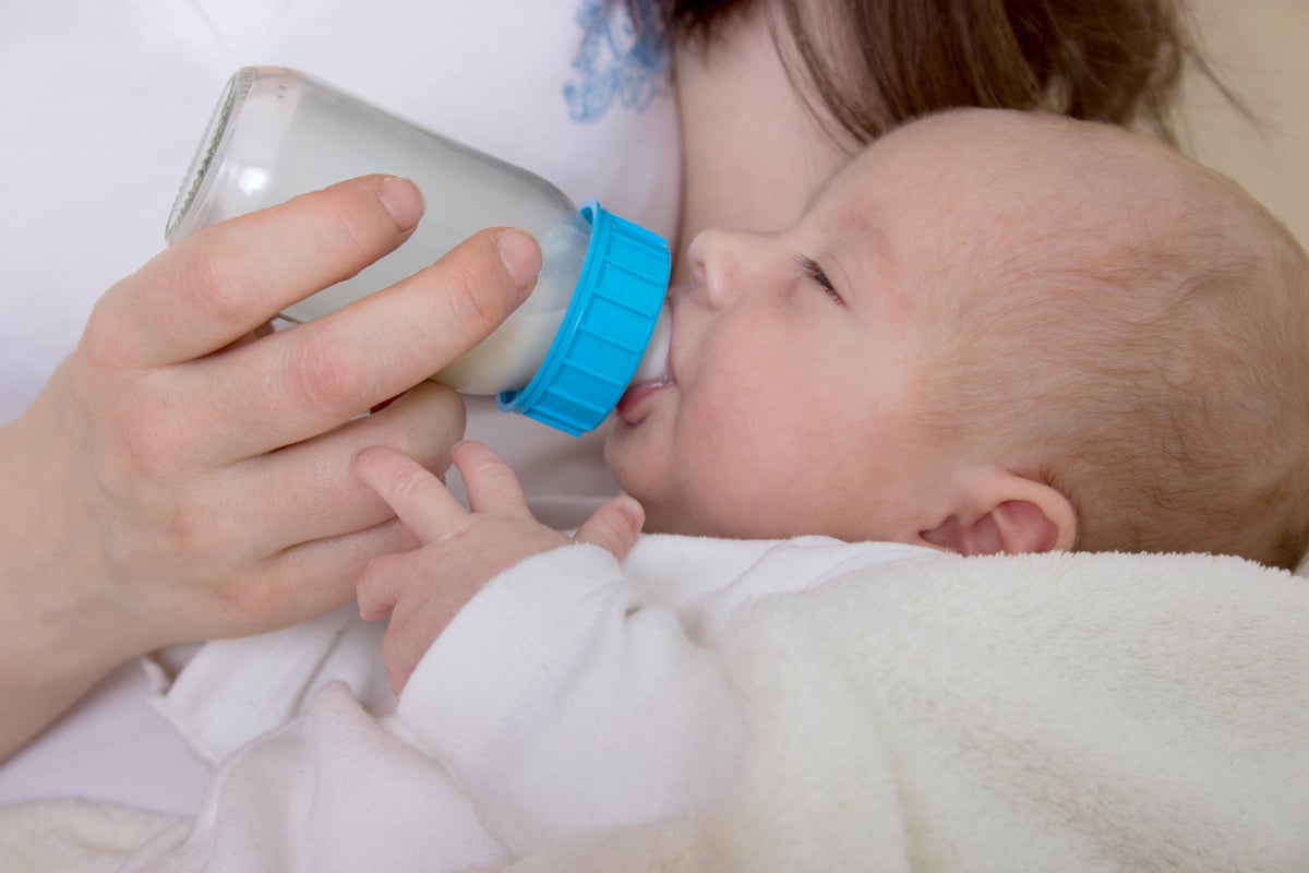 Baby formula maker Abbott Labs agrees to settlement over closure of largest US plant
