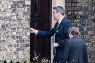 Peter Mandelson Under Investigation By Metropolitan Police Over Epstein Scandal