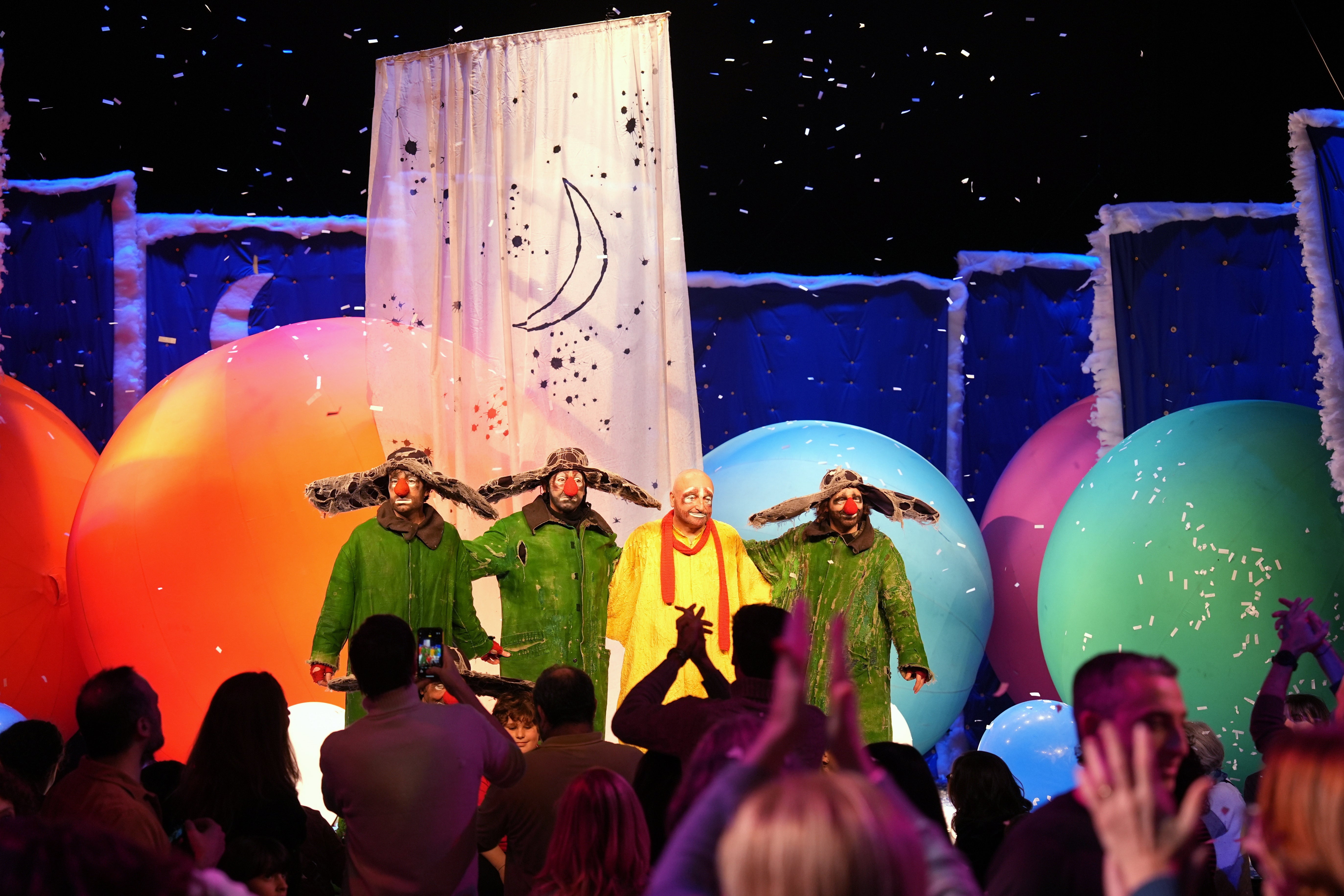 Milan Cortina Olympics Sidelines Snowshow