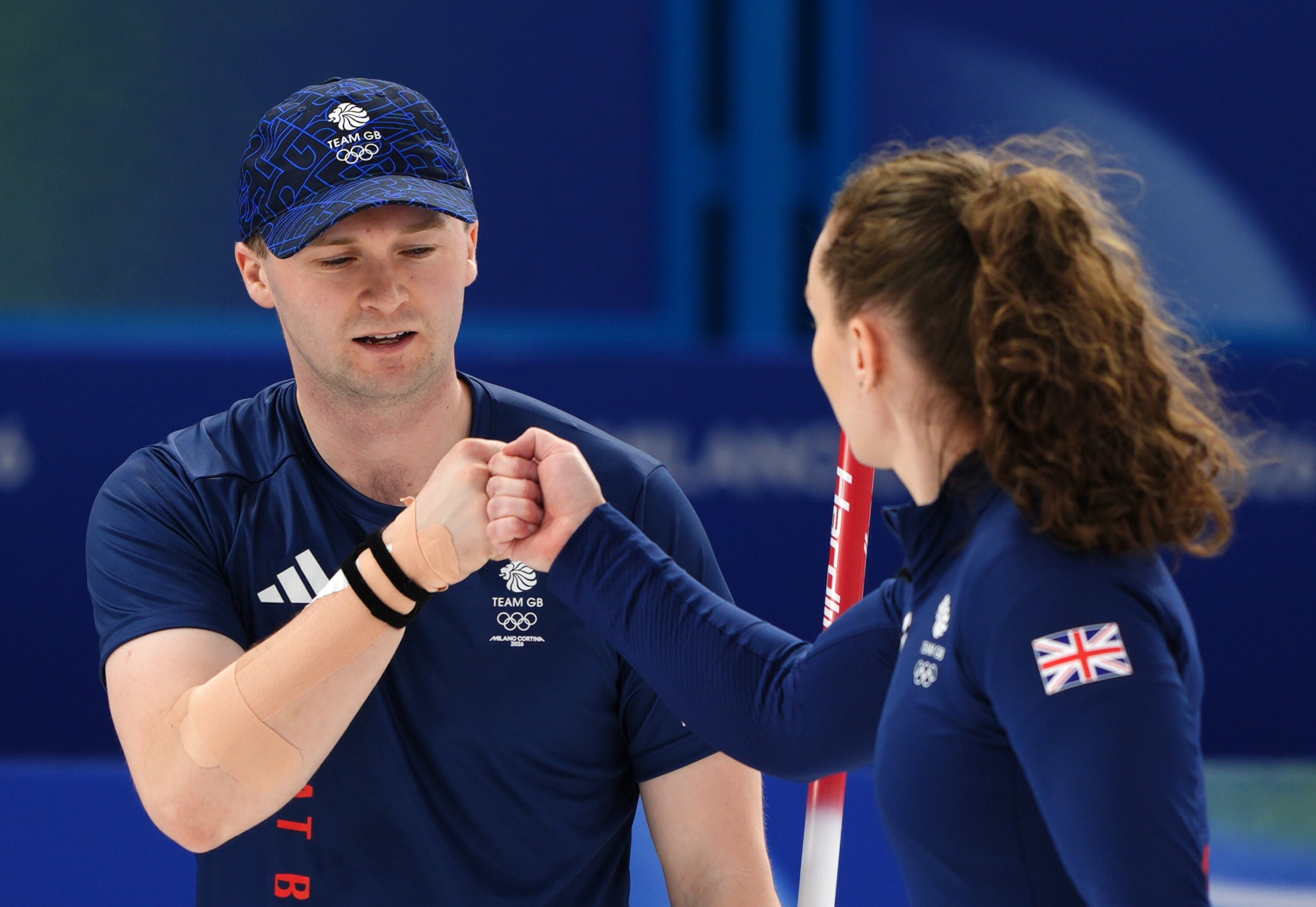 Bruce Mouat and Jennifer Dodds defeated Canada and the USA to make it seven wins from seven in the round-robin stage