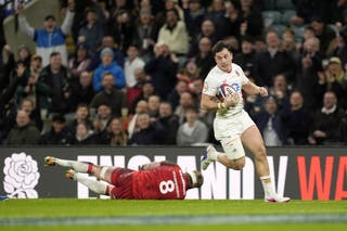 Gales encontró imparable a Henry Arundell en la aplastante victoria de Inglaterra en el Seis Naciones (Andrew Matthews/PA)