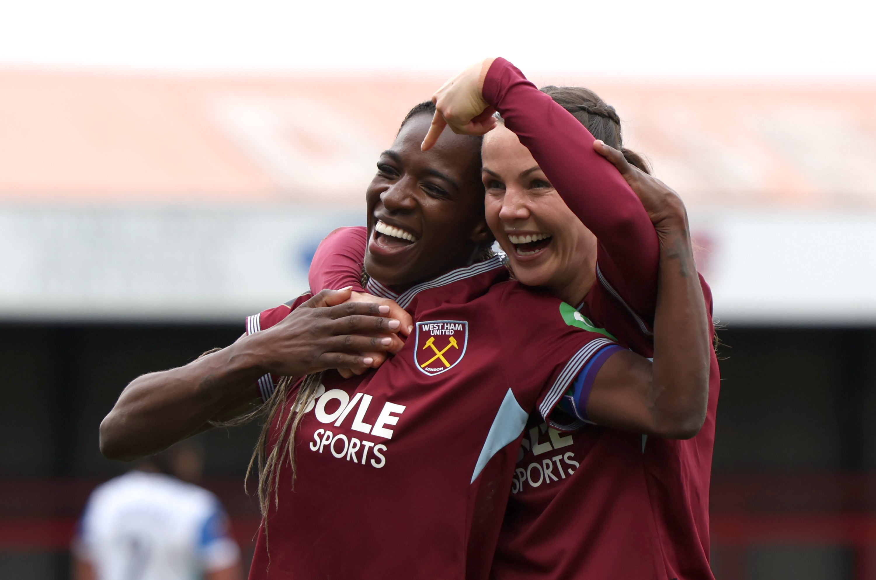 Viviane Asseyi completed the comeback in Dagenham, sparking wild celebrations