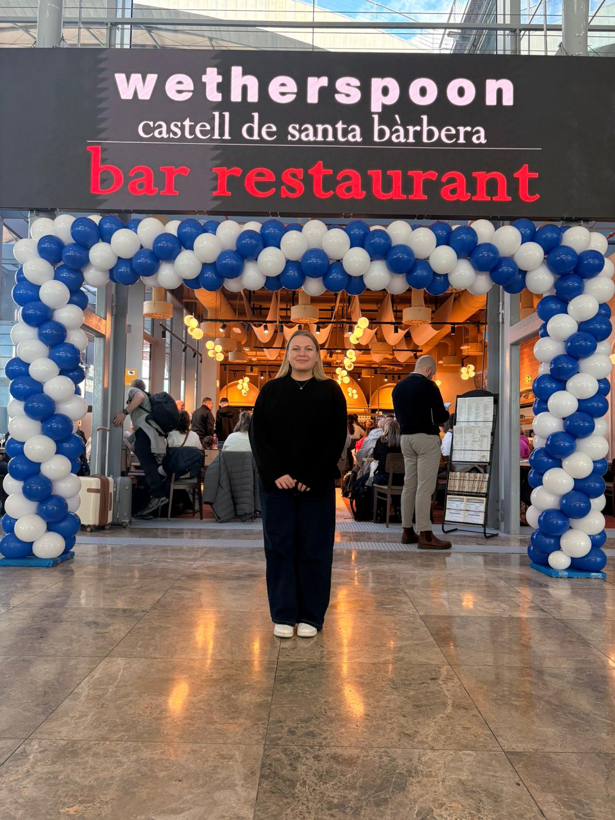 <p>Amelia Neath at Wetherspoon at Alicante-Elche Miguel Hernandez Airport </p>