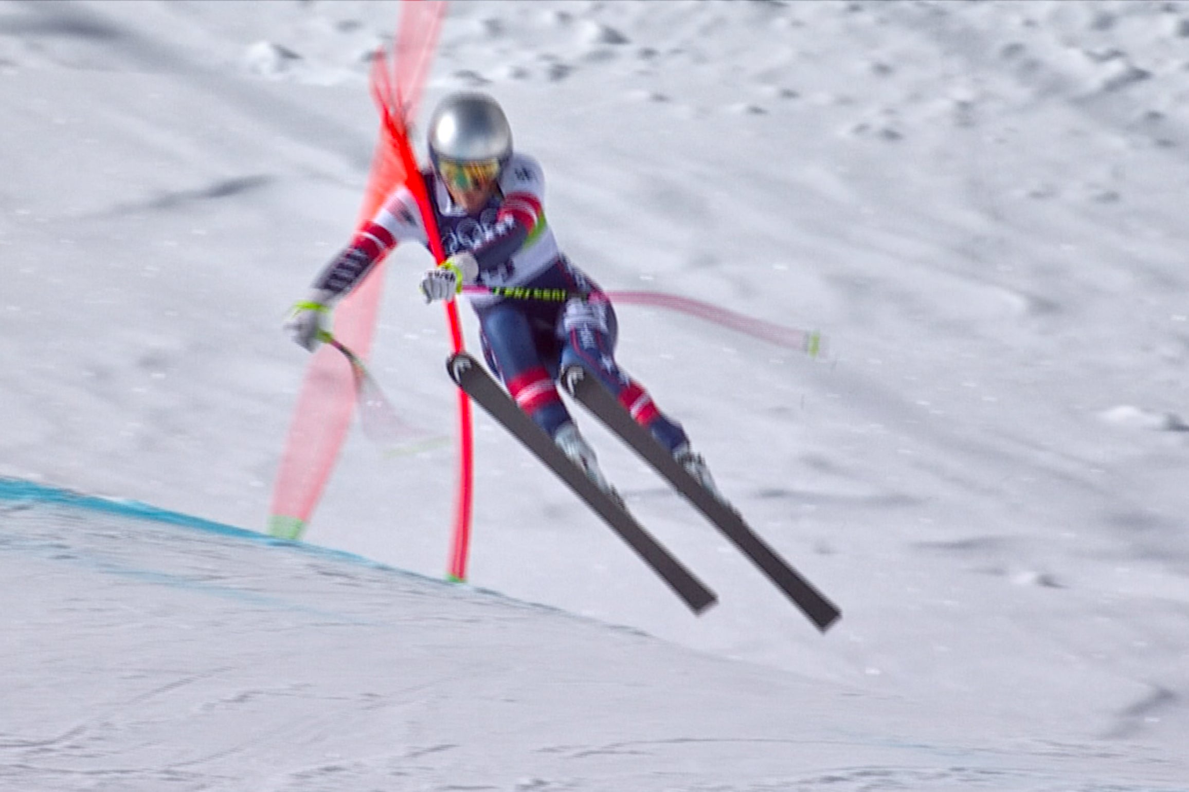 Lindsey Vonn crashed after clipping a gate at the top of the downhill course