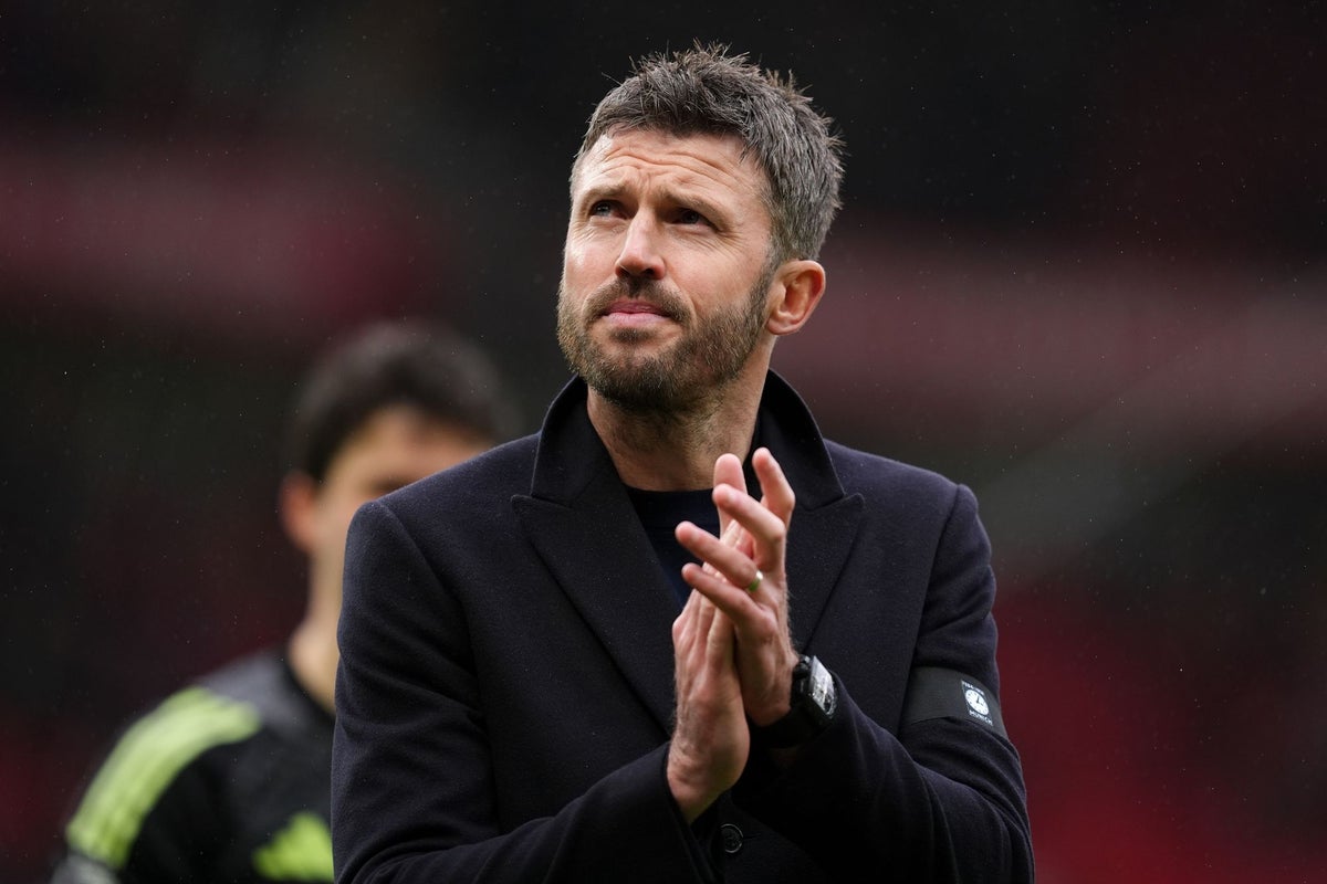 West Ham vs Man United live: Michael Carrick&rsquo;s side bid for five wins in a row in Premier League