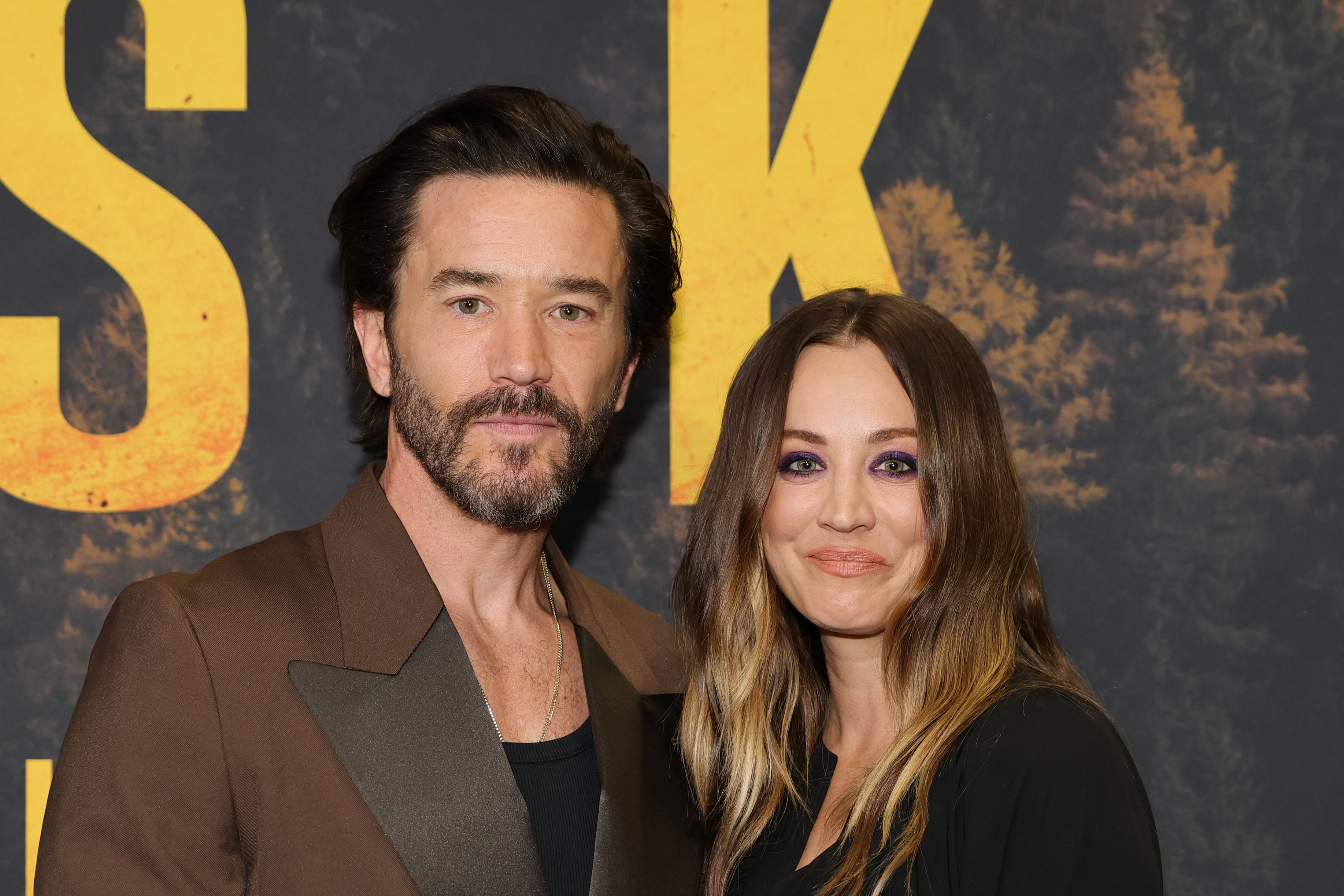 Tom Pelphrey and Kaley Cuoco (Getty)