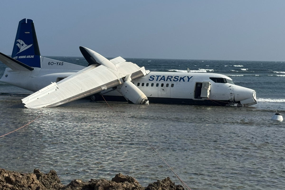 Passenger plane in Somalia overshoots the runway into shallow seawater near the airport