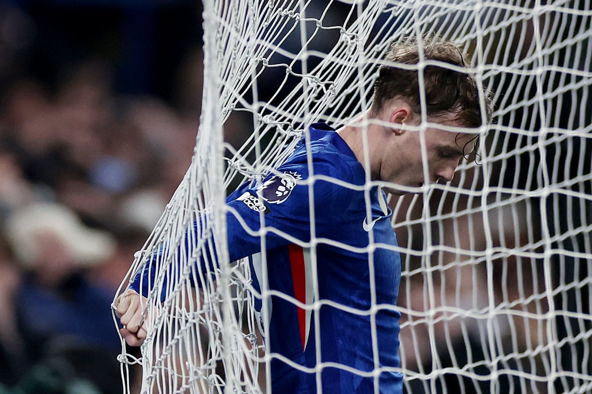 The two key moments which saw Chelsea drop points at home to Leeds