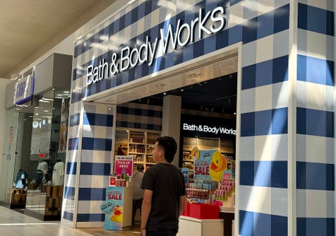 <p>The collection includes 92 new products</p>