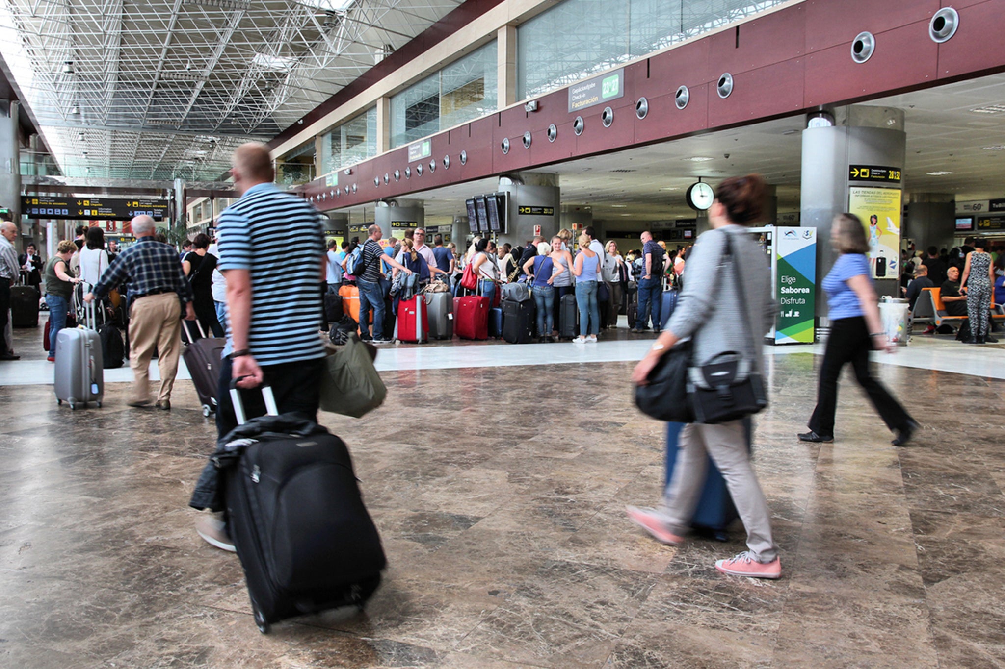 Tenerife airport: Brits welcome – if they’re willing to brave the queues for EES machines