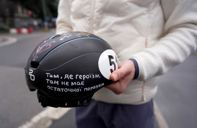 <p>Handei was told to cover up a message on his helmet</p>