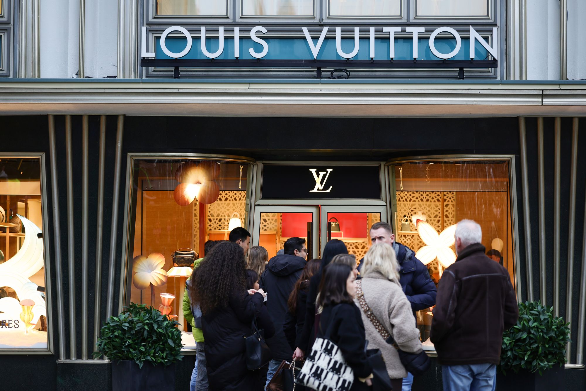 The company failed to properly identify customers who repeatedly came to spend large sums of cash, prosecutors say