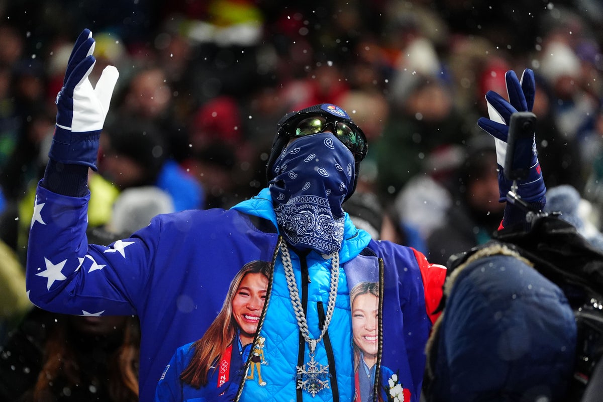 Snoop Dogg watches as Chloe Kim misses out on snowboard history
