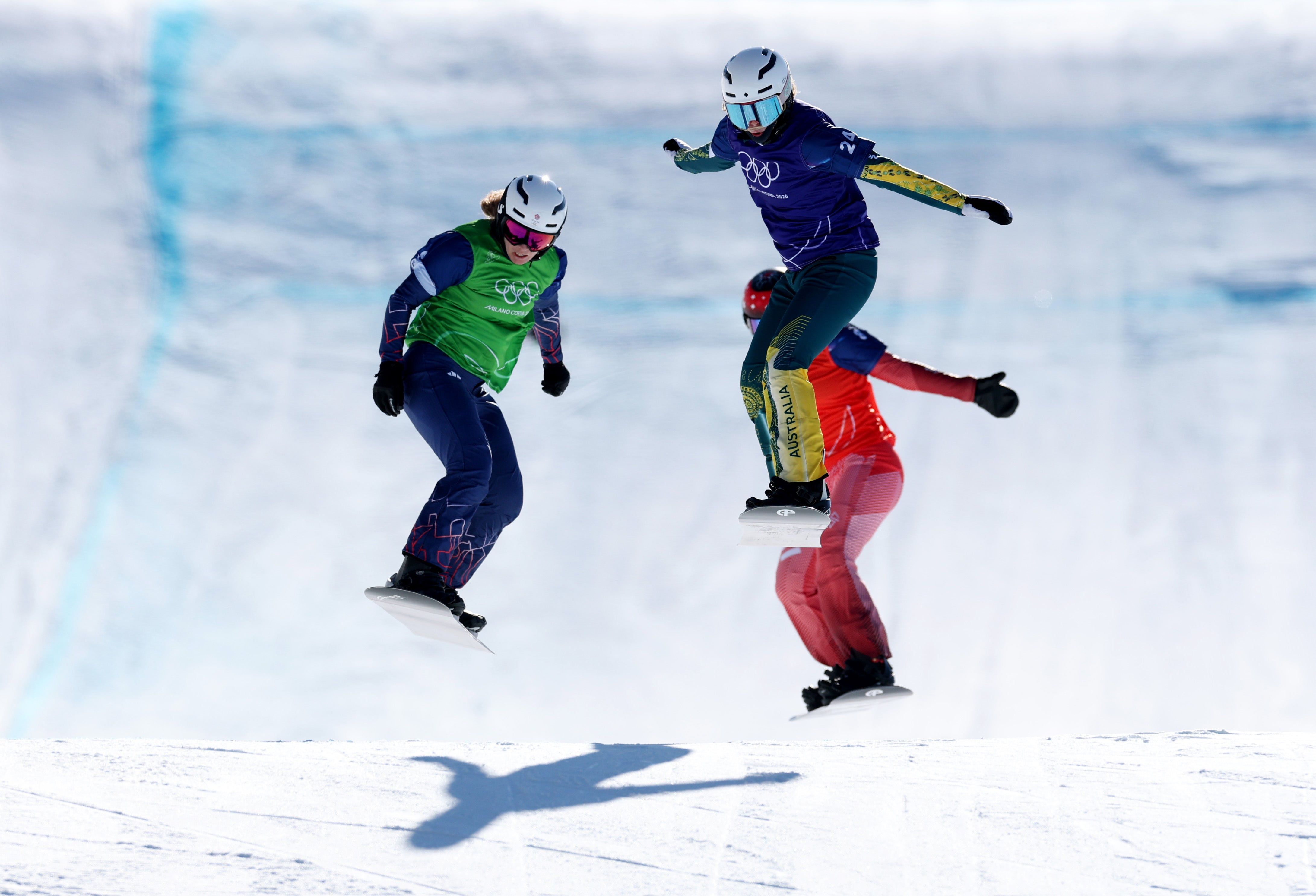 <p>Charlotte Bankes in snowboard cross action </p>