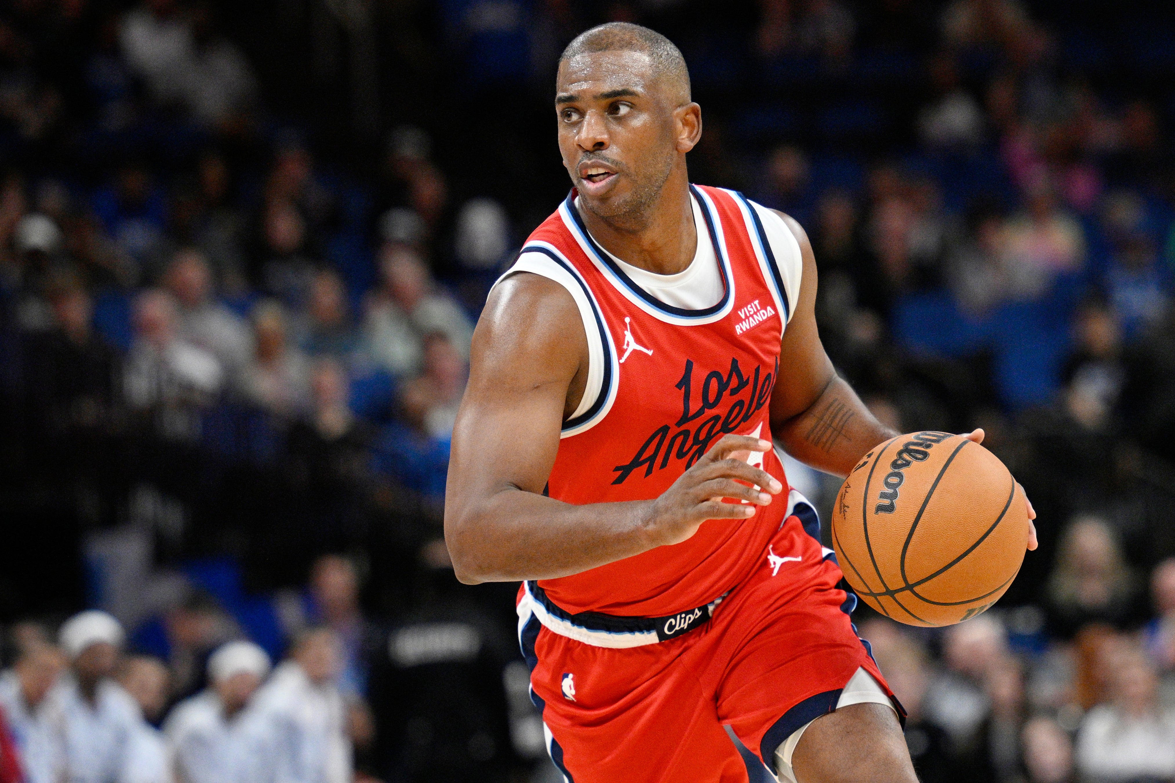 <p>Chris Paul has announced his retirement</p>