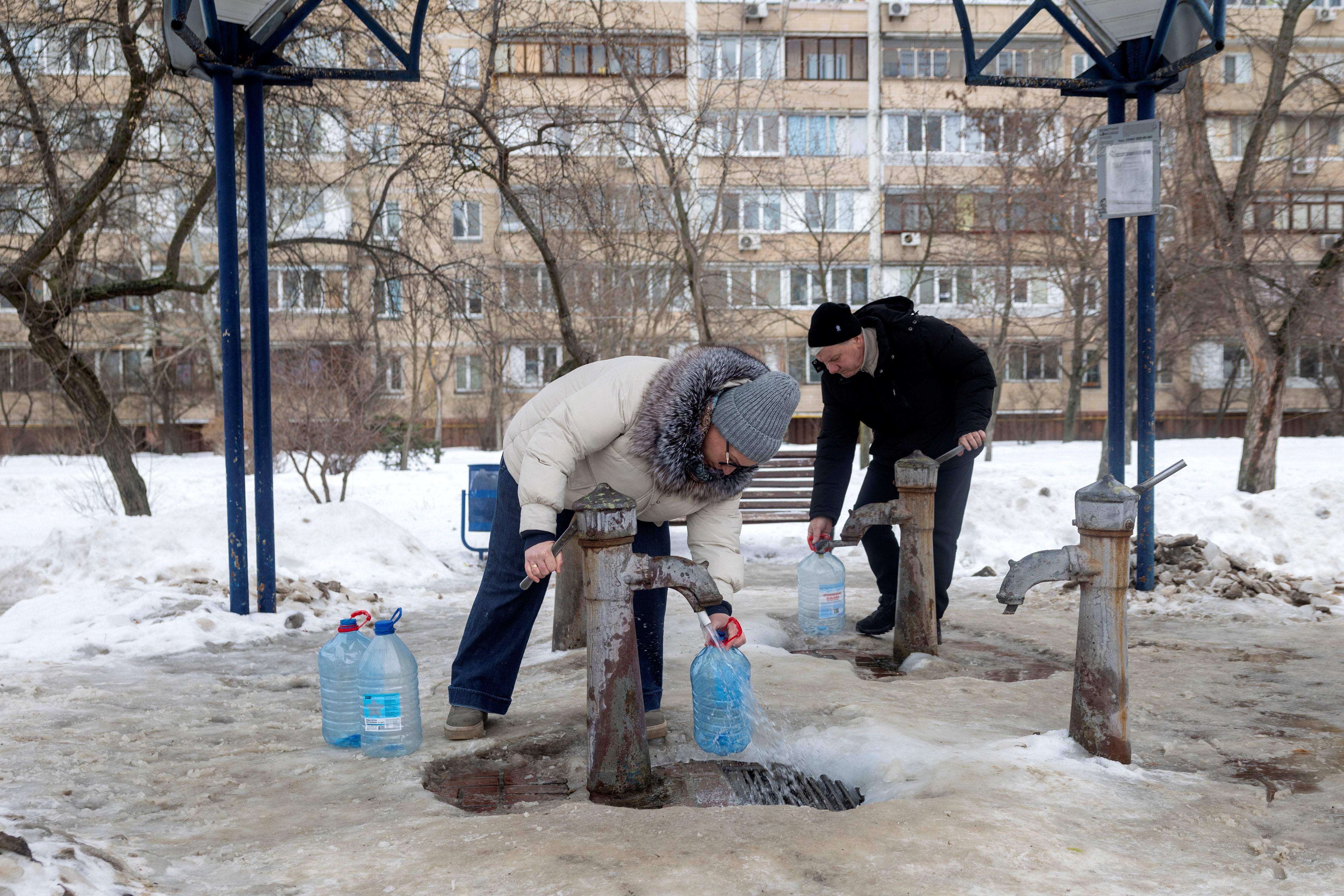 Residents cope with electricity and heating outages following Russian attacks on Ukraineâ€™s infrastructure in Kyiv