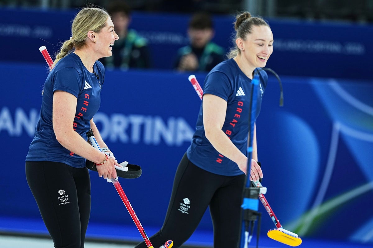 Team GB shock world champions Canada to reignite Olympic curling campaign