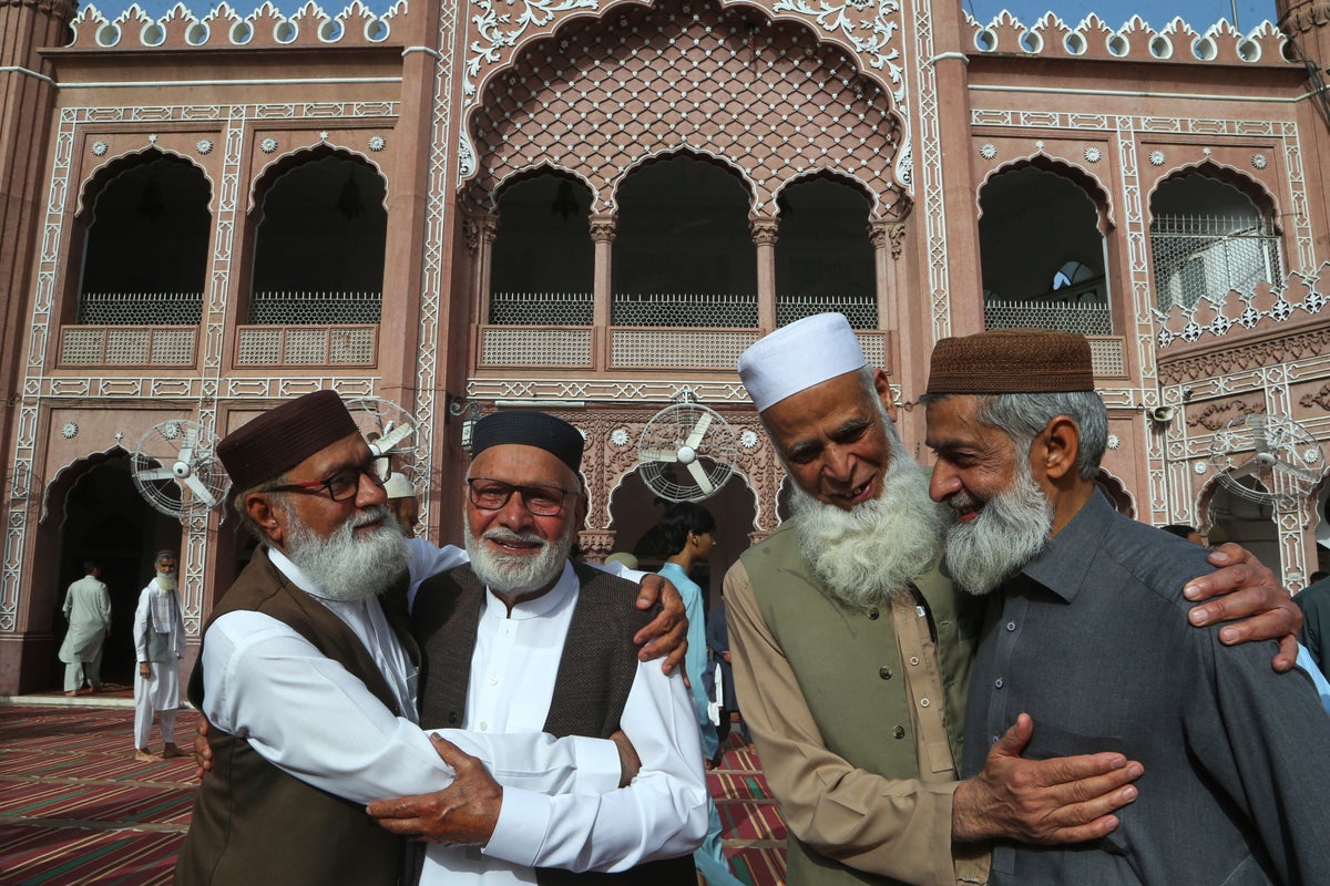 A look at Ramadan and how Muslims observe the holy month