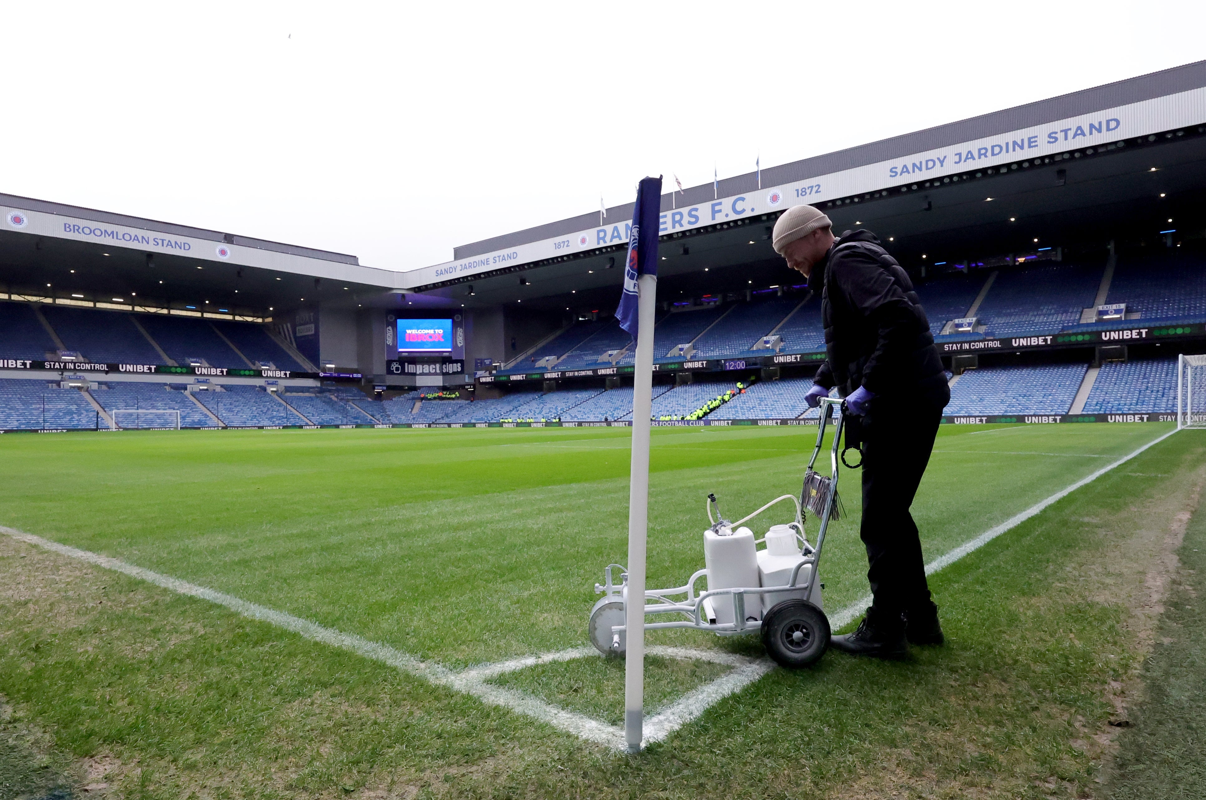 <p>Ibrox hosts a crucial Premiership clash as Rangers face leaders Hearts </p>