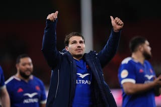 Antoine Dupont hopes to lead France to another Six Nations success