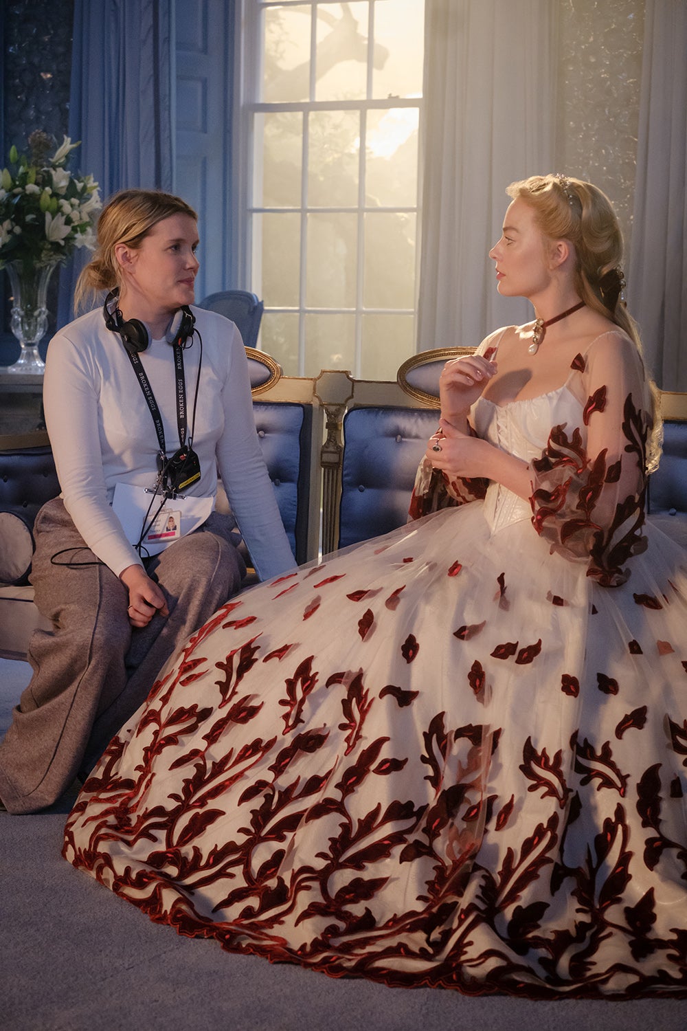 Emerald Fennell directs Margot Robbie on the set of ‘Wuthering Heights’