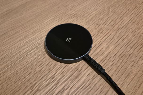 best wireless charger indybest review ESR magnetic charging pad 15W